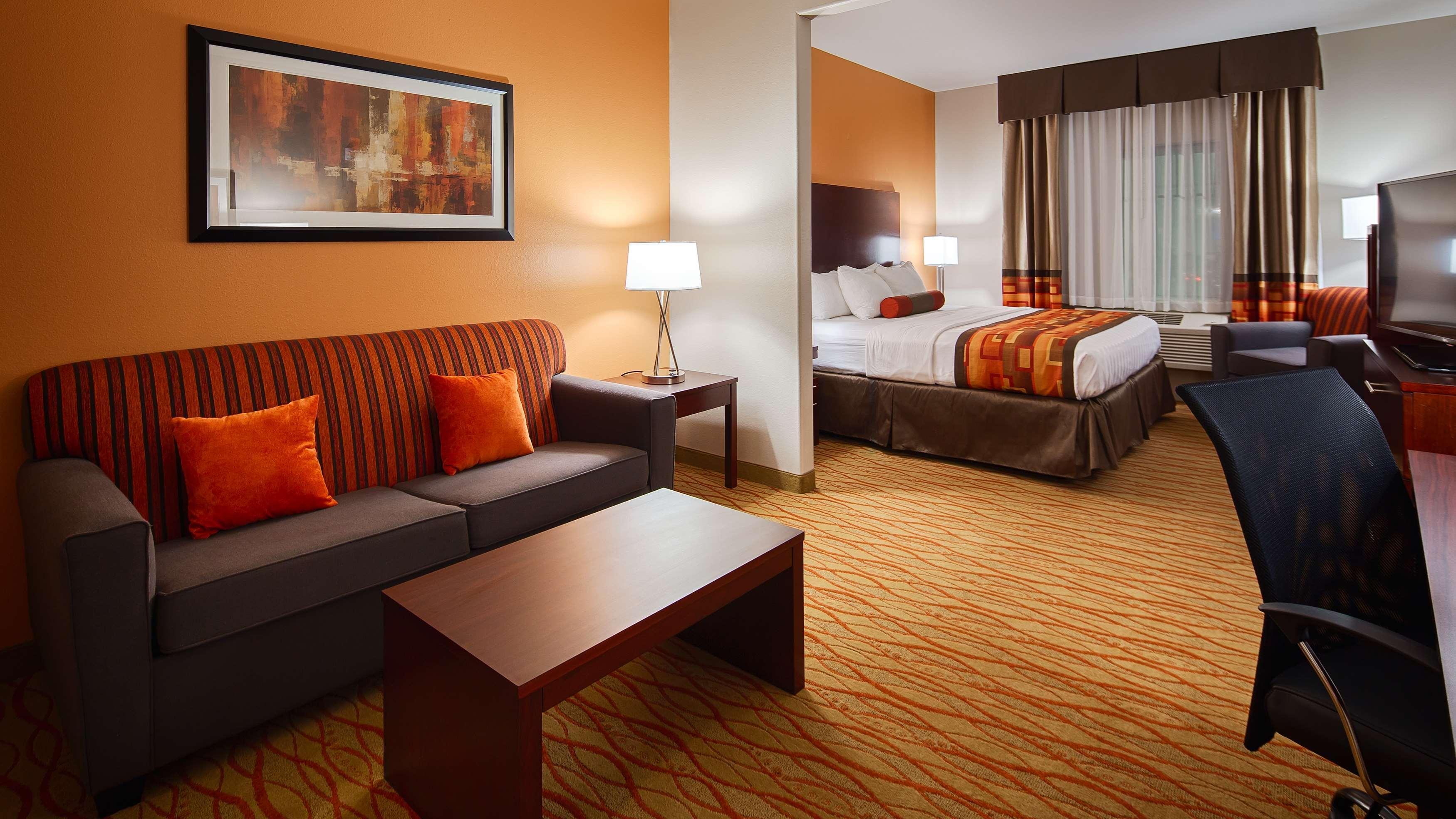 Western & Hotel Spring