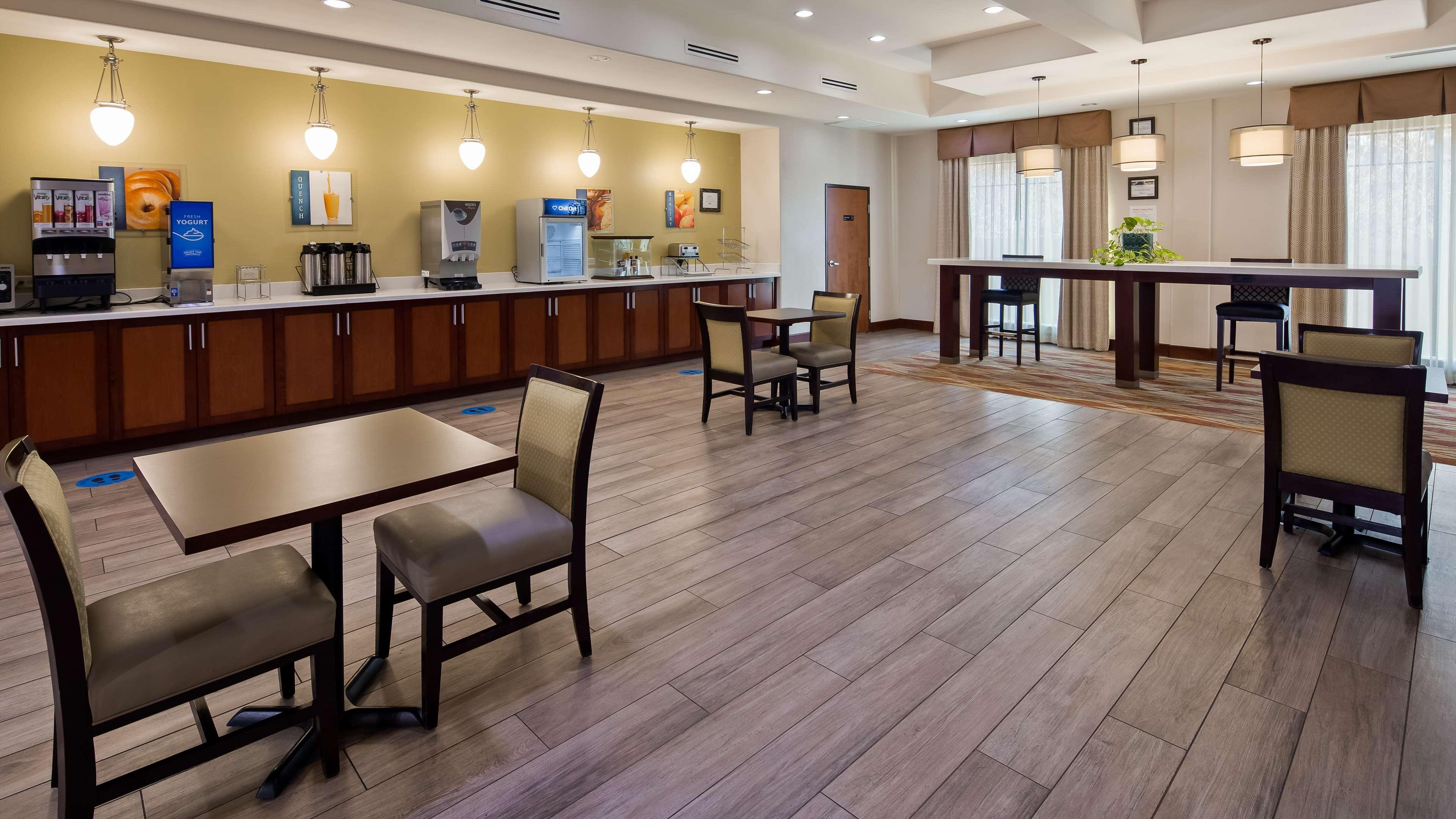 Western & Hotel Spring